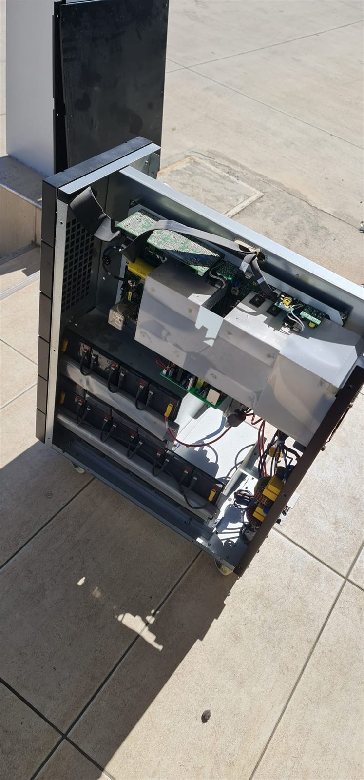 Antalya Biga Bilişim UPS akü değişimi saha bakım çalışması ikinci görsel Biga Bilişim
