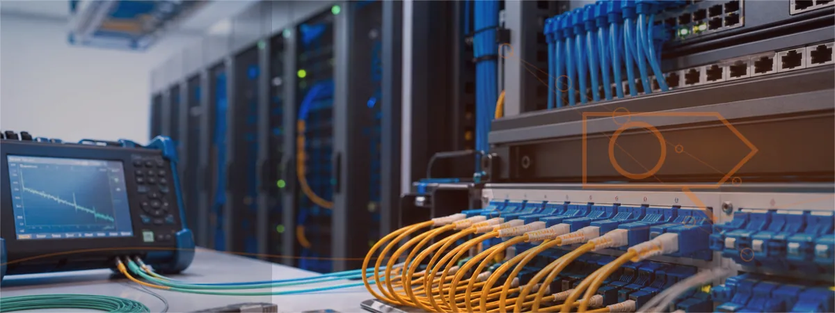 Antalya Teknim Yangın Algılama Modelleri kabin, patch panel ve zayıf akım bağlantı düzeni görseli